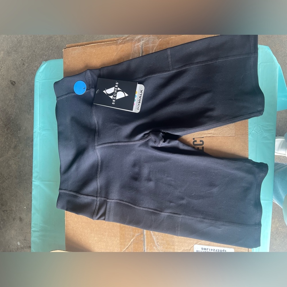 sketchers biker shorts with pockets